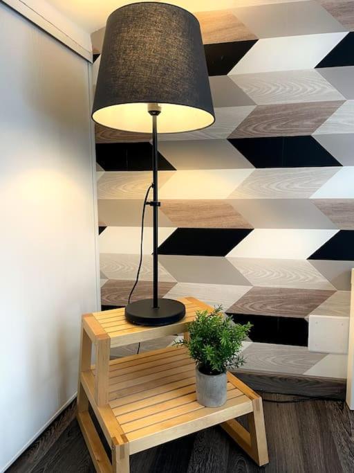 Charme Urbain Sous Les Toits-Terrasse/Clim/Parking Apartment Безие Екстериор снимка